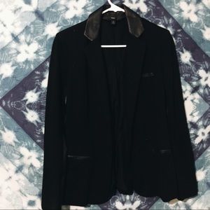 Faux leather detailed blazer